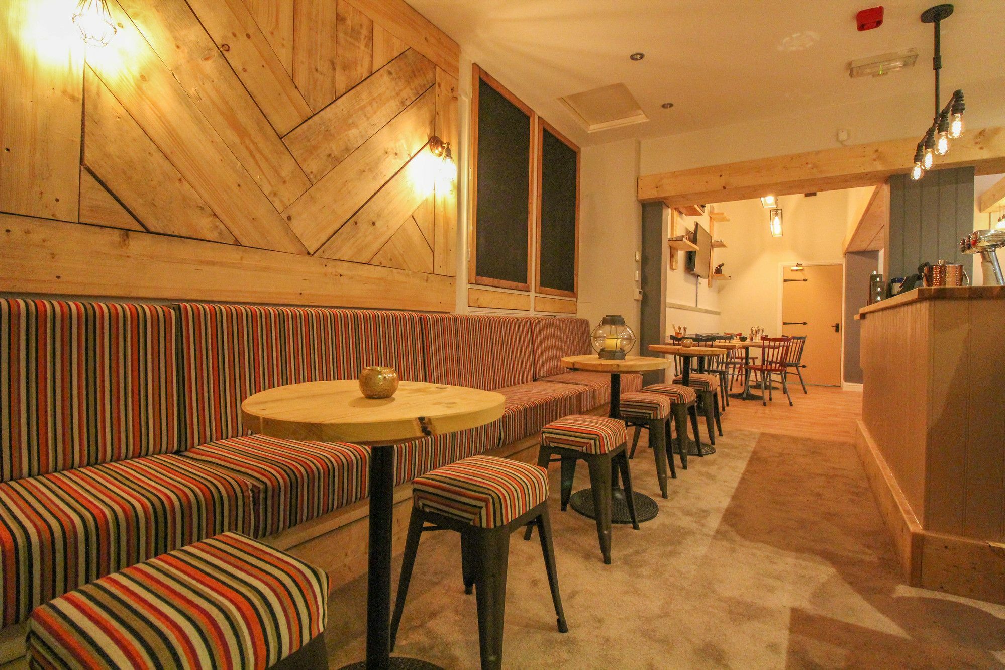 The Scarborough Travel And Holiday Lodge Exterior photo